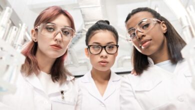 Top STEM Scholarships For Women In 2025: Empowering Women In Science And Technology